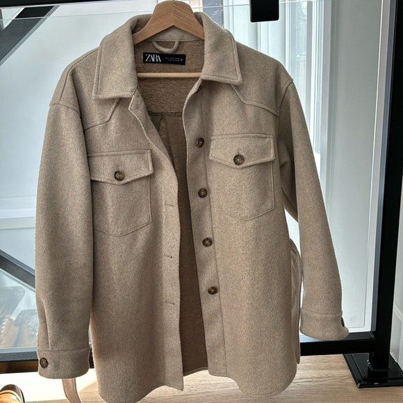 Zara Shacket - Picture 1 of 5